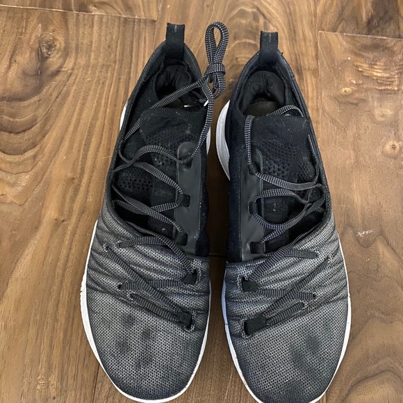 Under Armour Curry 5 - Picture 2 of 5